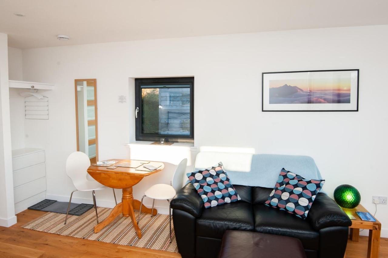 Croft 7 Geary Self Catering Studio With Stunning Sea Views Buitenkant foto