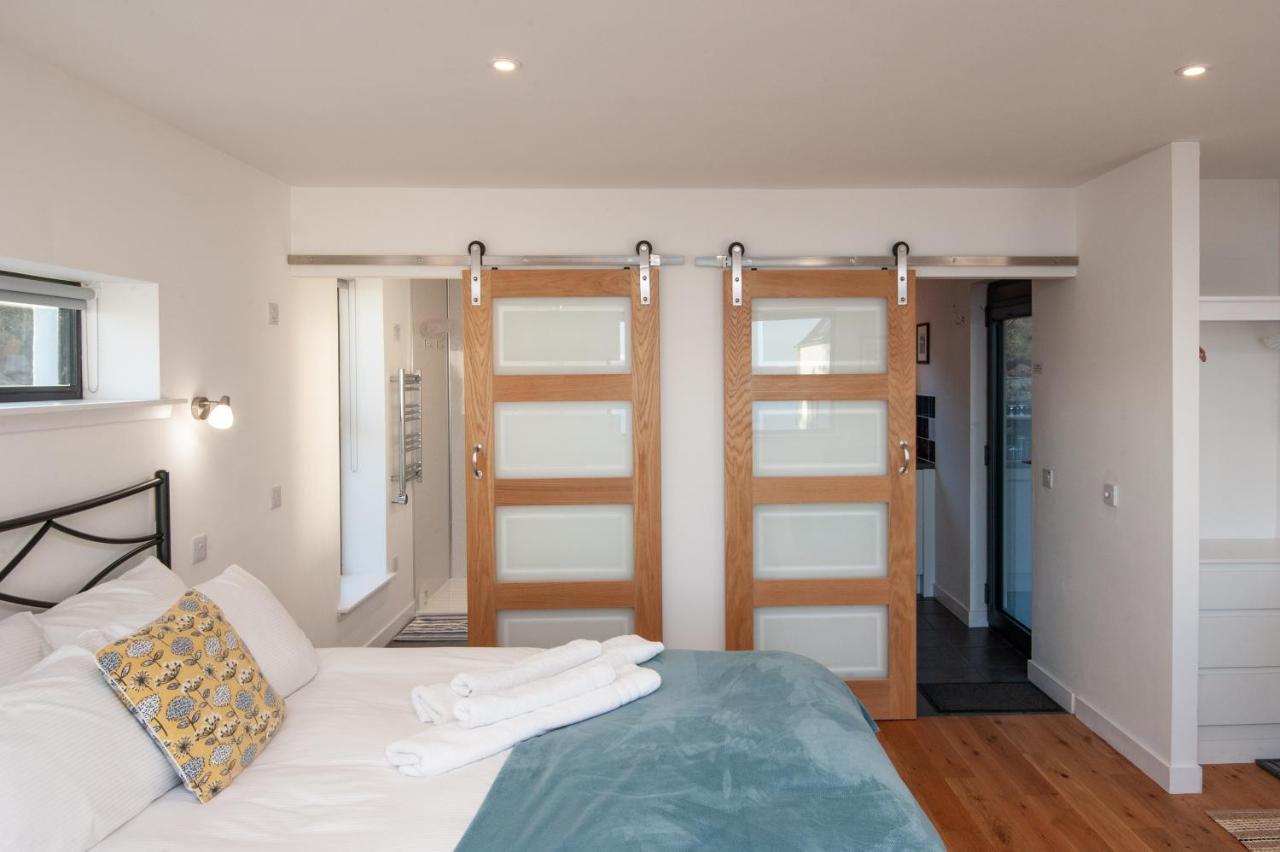 Croft 7 Geary Self Catering Studio With Stunning Sea Views Buitenkant foto