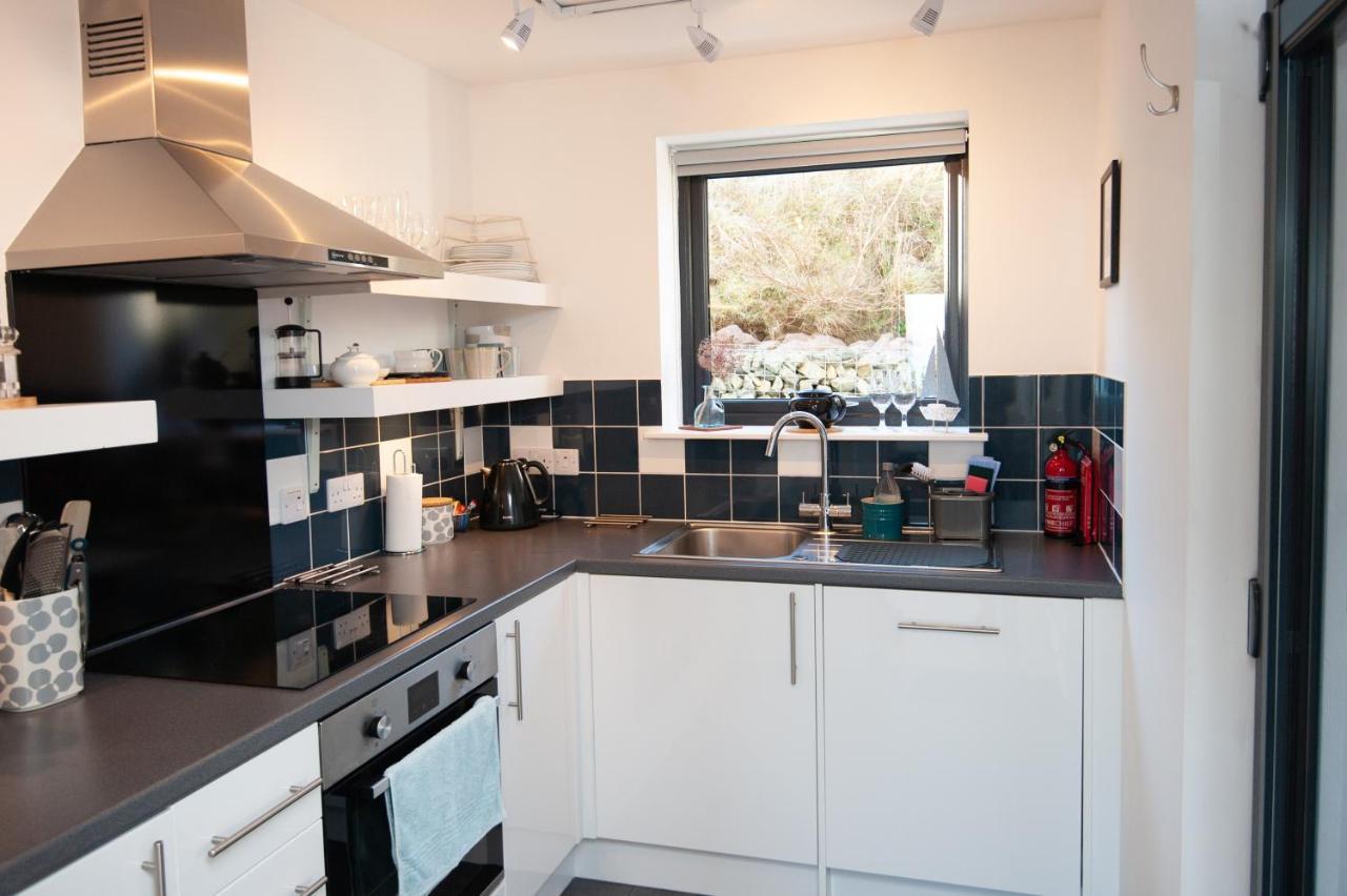 Croft 7 Geary Self Catering Studio With Stunning Sea Views Buitenkant foto